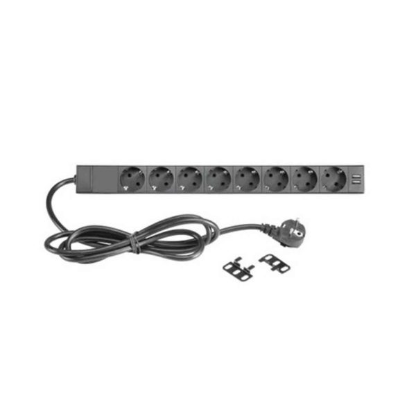 multiprise adam hall avec 8 prises et 2 ports USB