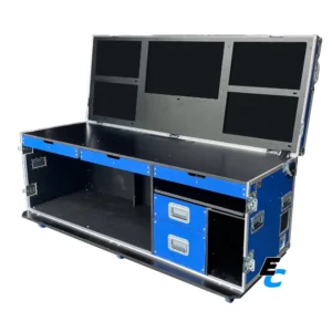 Flight case télémétrie 5 écrans sur roulettes