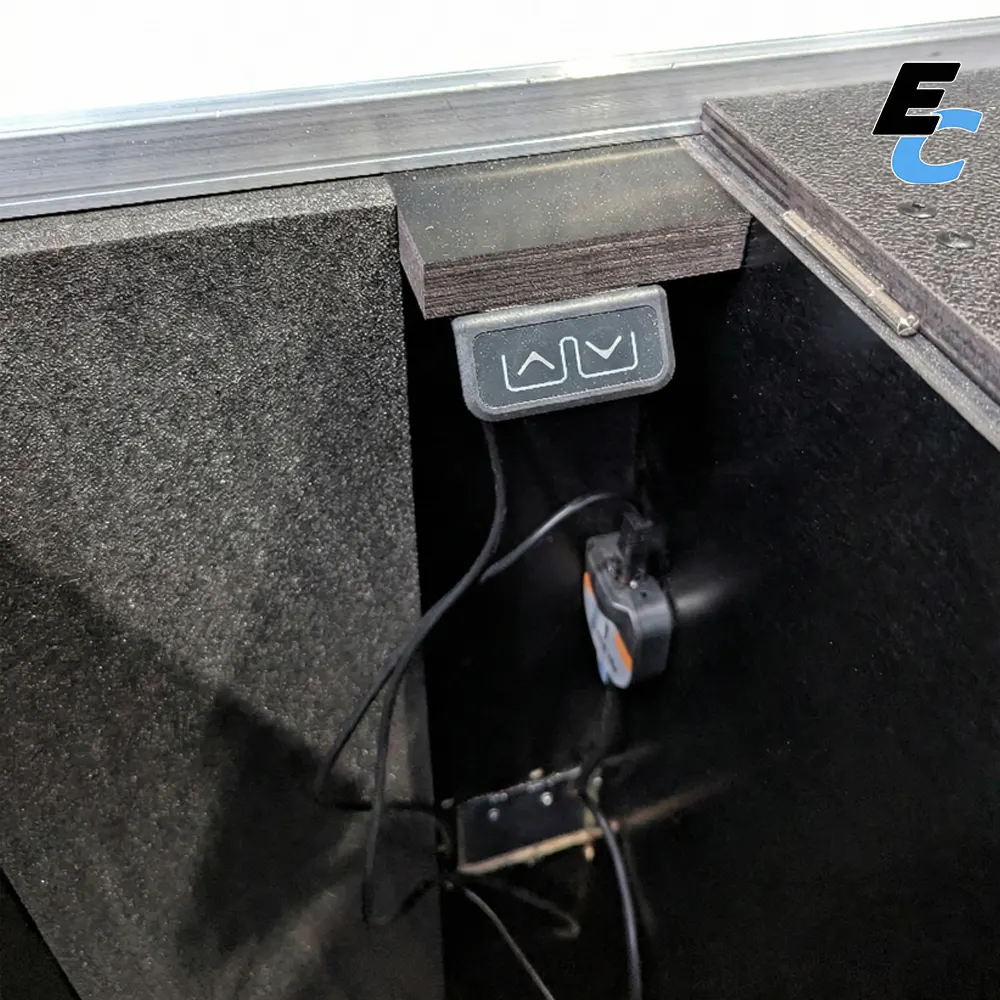 Flycase Écran 86 Pouces Motorisé avec Levage Électrique